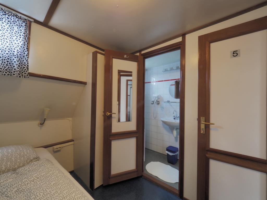 Hotelboot Sarah أمستردام المظهر الخارجي الصورة
